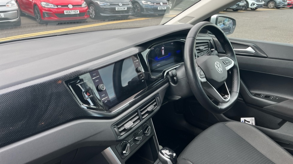 Used Volkswagen Polo 2023 for sale - 76870611: Photo 2