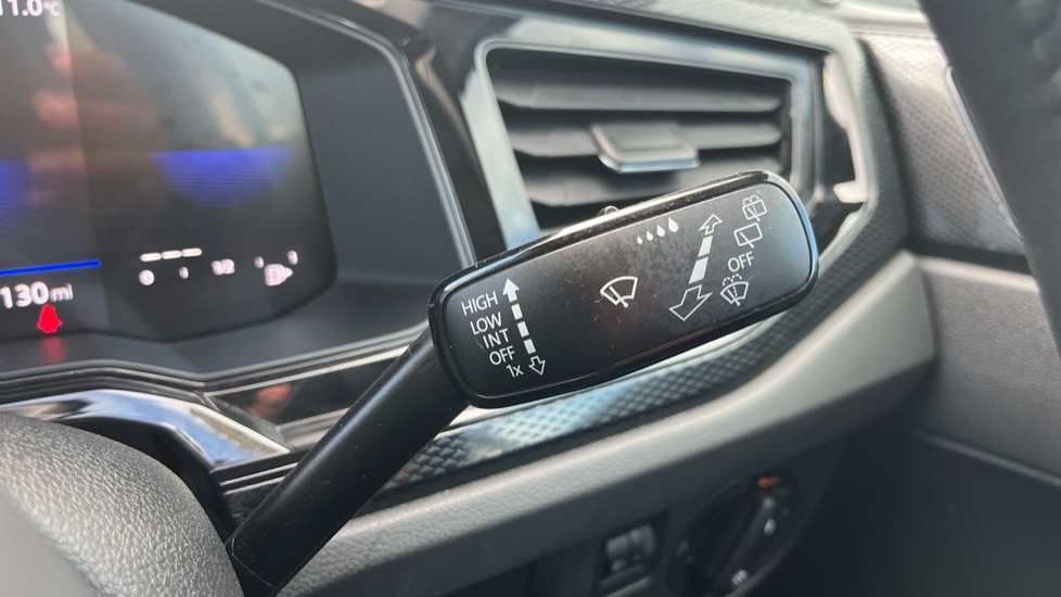 Used Volkswagen Polo 2023 for sale - 76870611: Photo 30