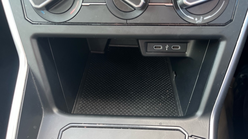 Used Volkswagen Polo 2023 for sale - 76870611: Photo 35