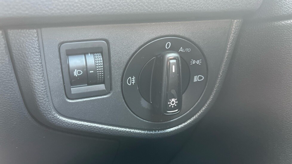 Used Volkswagen Polo 2023 for sale - 76870611: Photo 36