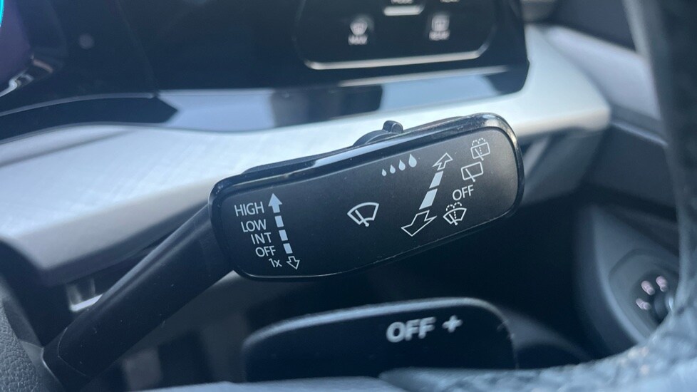 Used Volkswagen Golf 2023 for sale - 76999541: Photo 30