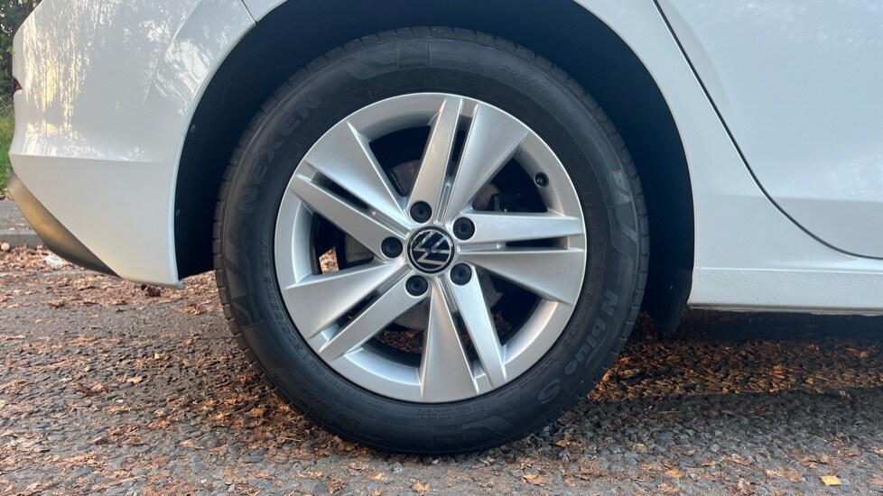 Used Volkswagen Golf 2023 for sale - 76999541: Photo 5