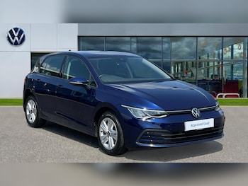Volkswagen - Golf