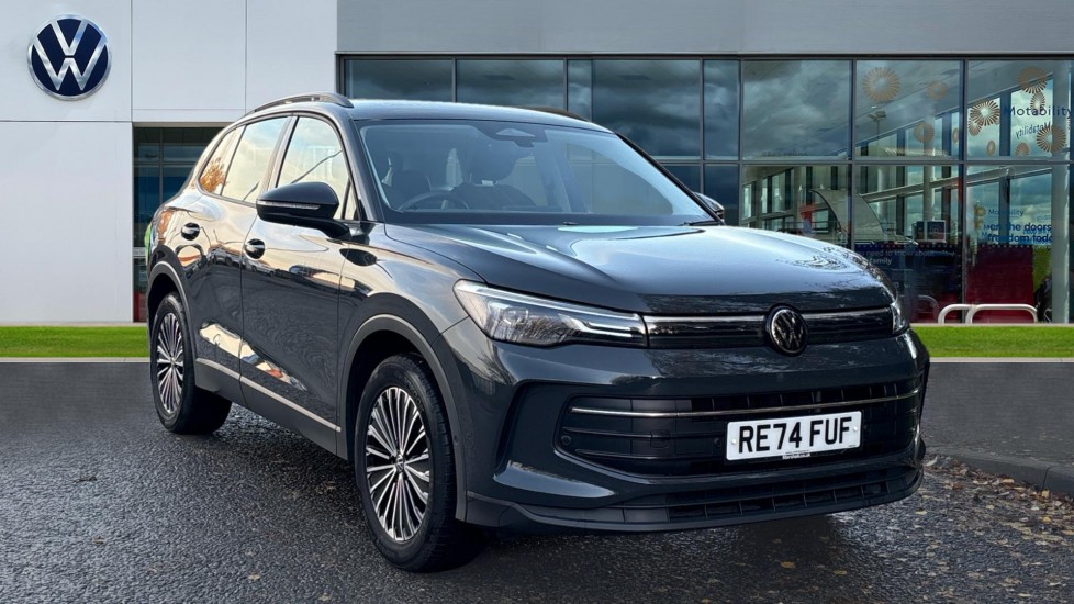 Used Volkswagen Tiguan 2024 for sale - 76928085: Photo 1