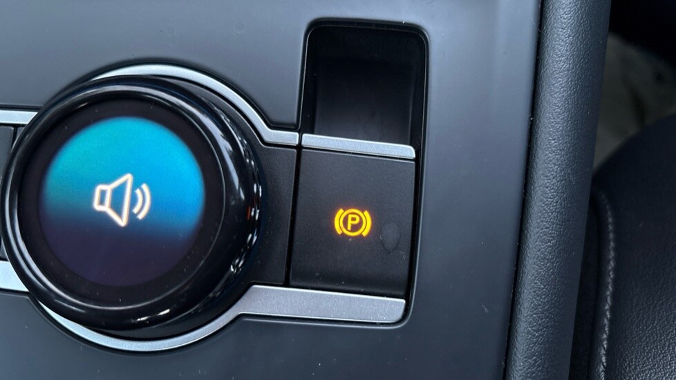 Used Volkswagen Tiguan 2024 for sale - 76928085: Photo 50