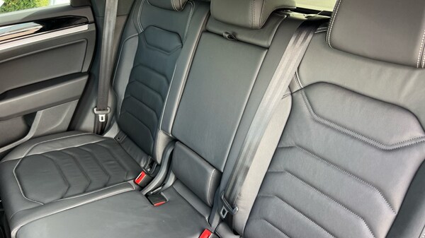 Used Volkswagen Touareg 2023 for sale - 75467580: Photo 15