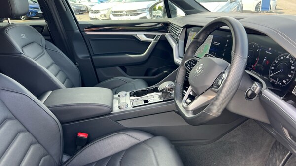 Used Volkswagen Touareg 2023 for sale - 75467580: Photo 26