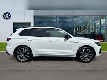 Used Volkswagen Touareg 2023 for sale - 75467580: Photo