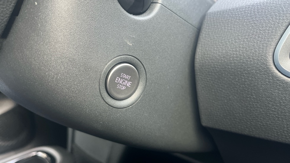 Used Volkswagen ID.3 2025 for sale - 76602959: Photo 39