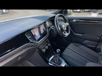 Used Volkswagen T-Roc 2021 for sale - 74952655: Photo