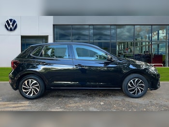 Used Volkswagen Polo 2023 for sale - 75972539: Photo 4