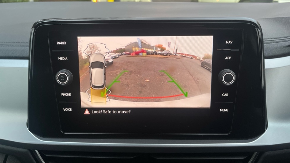 Used Volkswagen T-Roc 2024 for sale - 76731568: Photo 21