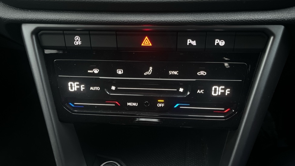 Used Volkswagen T-Roc 2024 for sale - 76731568: Photo 31