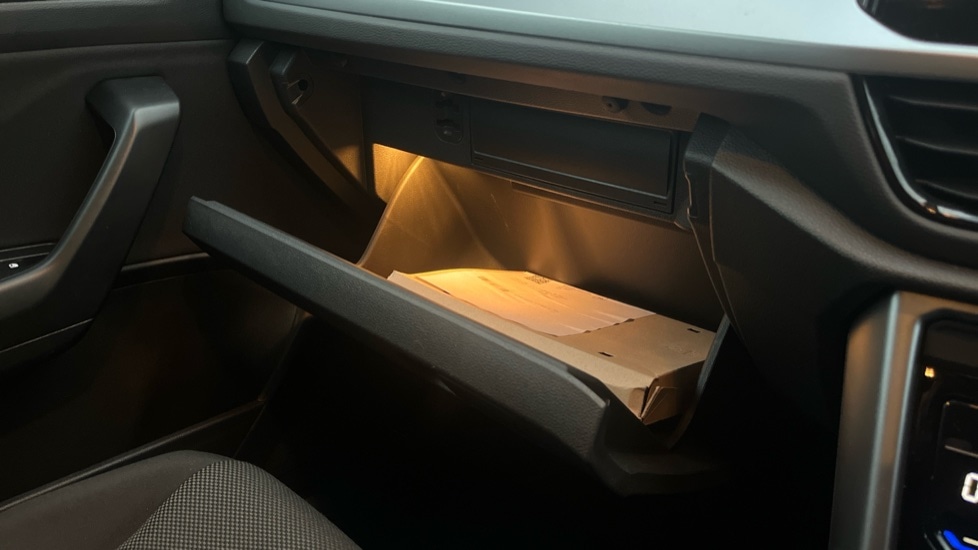 Used Volkswagen T-Roc 2024 for sale - 76731568: Photo 37