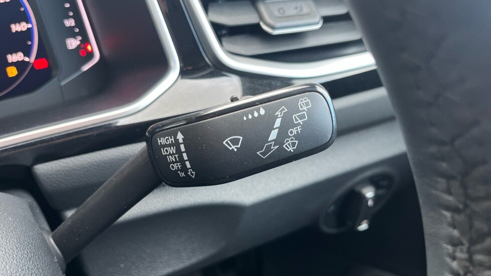 Used Volkswagen T-Roc 2025 for sale - 76873724: Photo 31