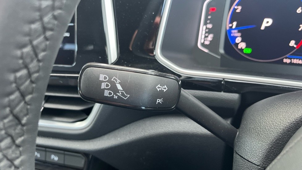 Used Volkswagen T-Roc 2025 for sale - 76873724: Photo 32