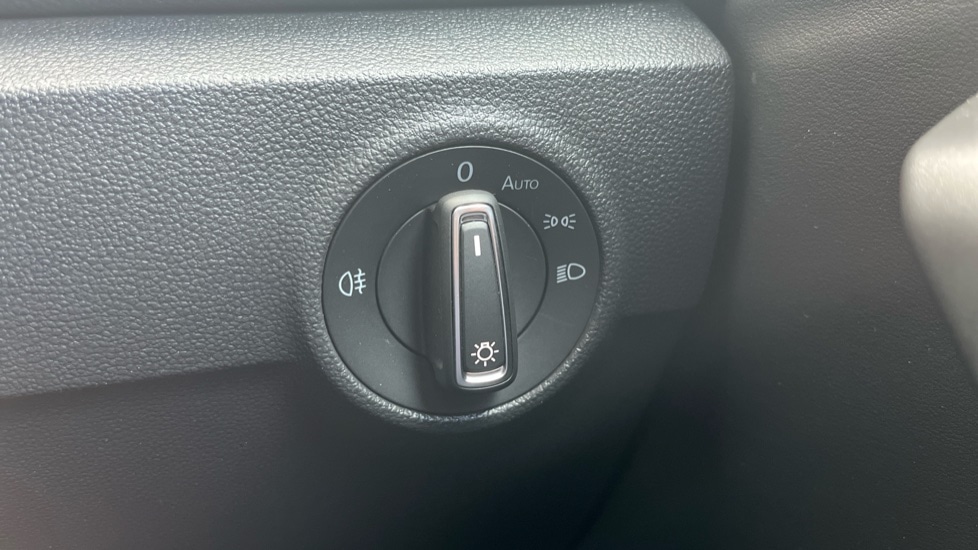 Used Volkswagen T-Roc 2025 for sale - 76873724: Photo 37