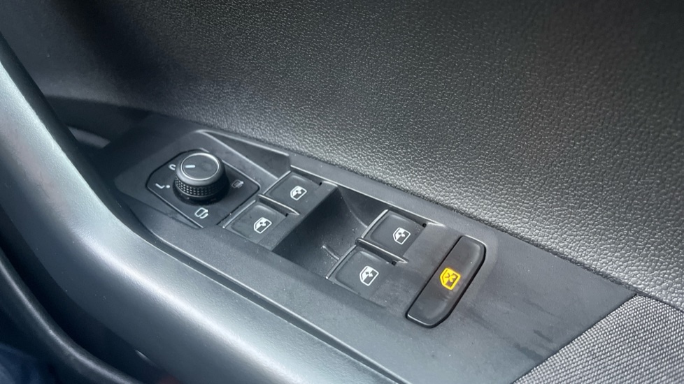 Used Volkswagen Taigo 2025 for sale - 76870791: Photo 38