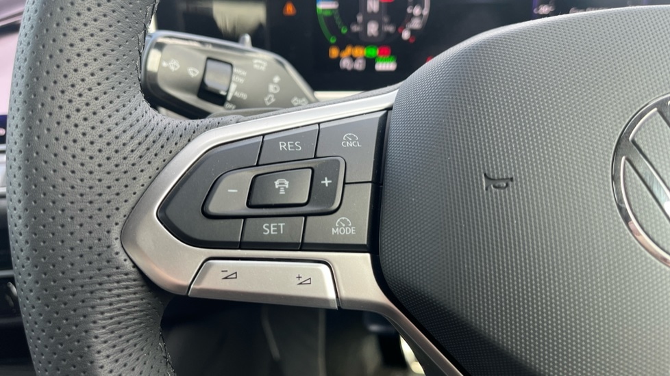 Used Volkswagen Passat 2025 for sale - 76452299: Photo 31