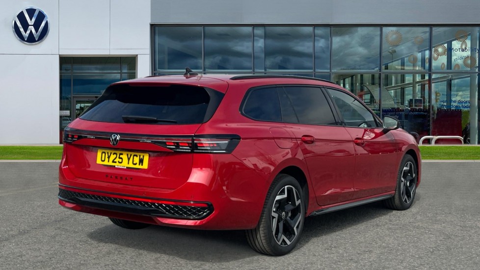 Used Volkswagen Passat 2025 for sale - 76452299: Photo 8