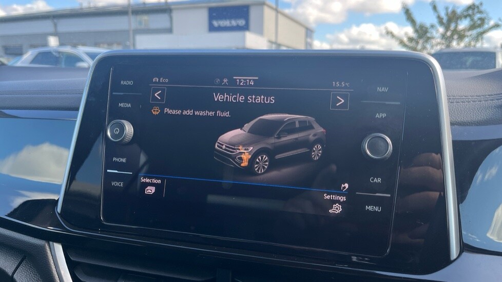 Used Volkswagen T-Roc 2023 for sale - 76007671: Photo 22
