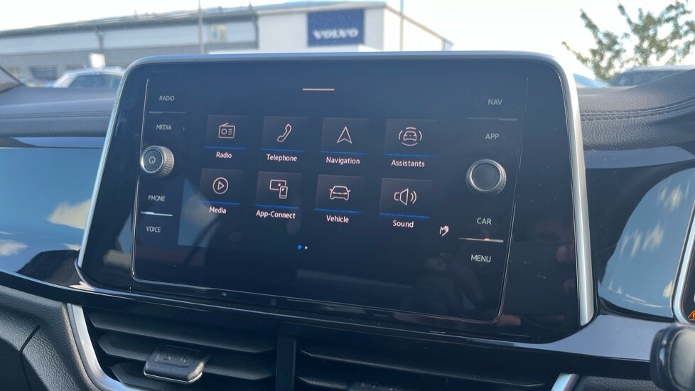 Used Volkswagen T-Roc 2023 for sale - 76007671: Photo 23