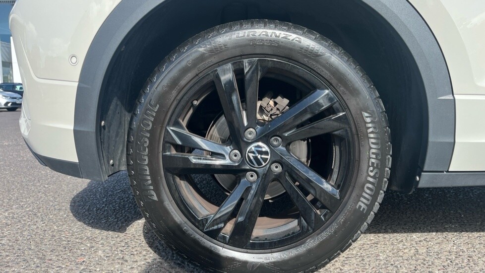 Used Volkswagen T-Roc 2023 for sale - 76007671: Photo 5