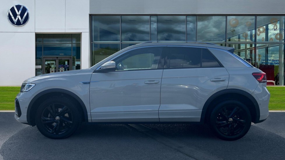 Used Volkswagen T-Roc 2023 for sale - 76007671: Photo 9