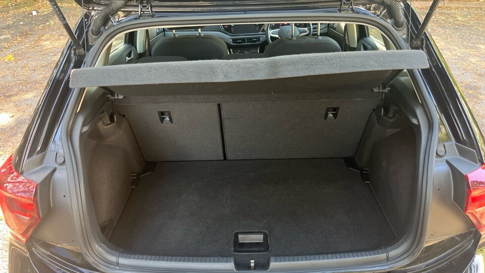 Used Volkswagen Polo 2023 for sale - 76870608: Photo 16