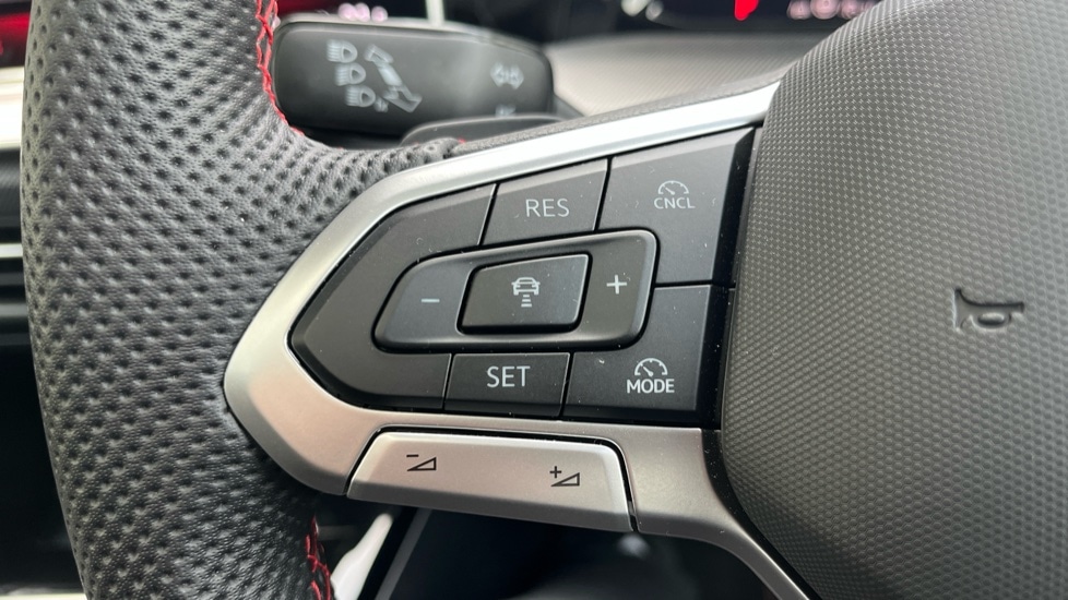 Used Volkswagen Golf 2025 for sale - 76927850: Photo 28