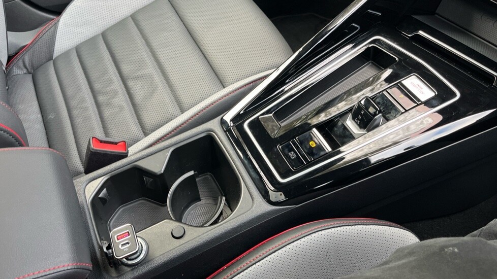 Used Volkswagen Golf 2025 for sale - 76927850: Photo 32