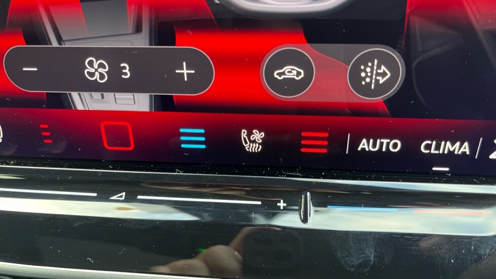 Used Volkswagen Golf 2025 for sale - 76927850: Photo 42