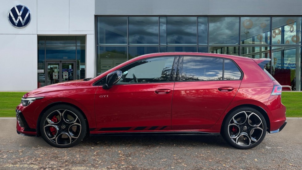 Used Volkswagen Golf 2025 for sale - 76927850: Photo 9