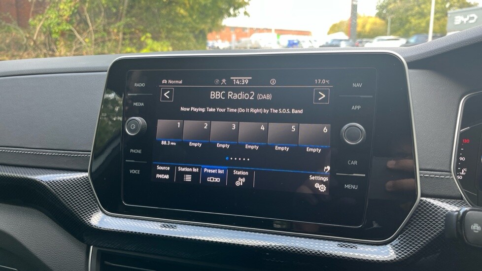 Used Volkswagen T-Cross 2024 for sale - 76112234: Photo 29