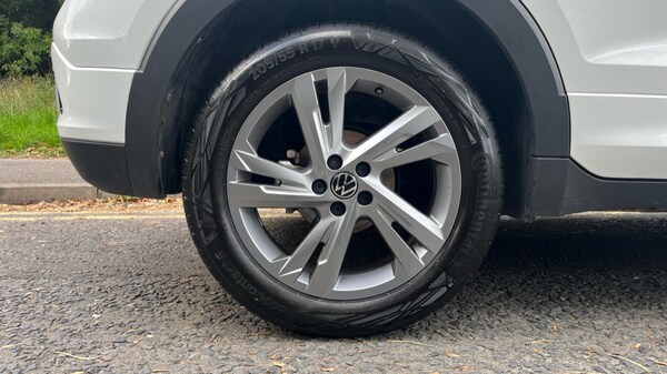 Used Volkswagen T-Cross 2024 for sale - 76112234: Photo 5