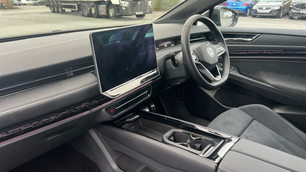 Used Volkswagen ID.7 2025 for sale - 76691495: Photo 2