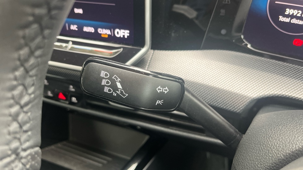 Used Volkswagen Golf 2025 for sale - 76873855: Photo 32