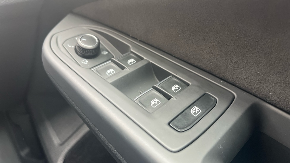 Used Volkswagen Golf 2025 for sale - 76873855: Photo 38