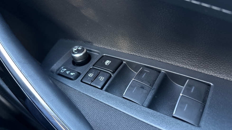 Used Toyota Corolla 2022 for sale - 76874737: Photo 35