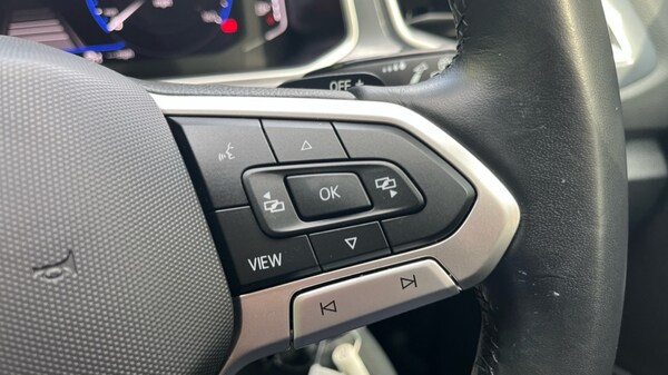 Used Volkswagen T-Roc 2022 for sale - 76112155: Photo 30