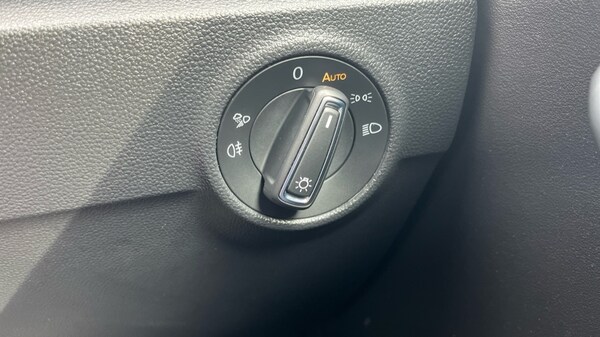 Used Volkswagen T-Roc 2022 for sale - 76112155: Photo 38