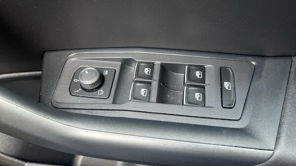 Used Volkswagen T-Roc 2022 for sale - 76112155: Photo 39