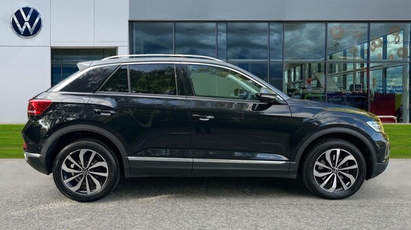 Used Volkswagen T-Roc 2022 for sale - 76112155: Photo 4