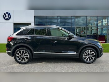 Used Volkswagen T-Roc 2022 for sale - 76112155: Photo 4