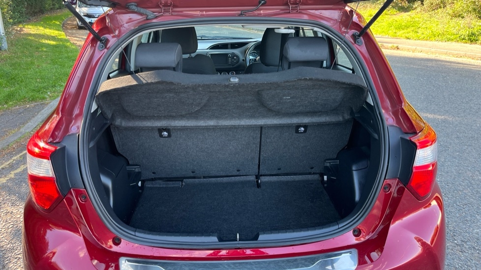 Used Toyota Yaris 2018 for sale - 76079452: Photo 15