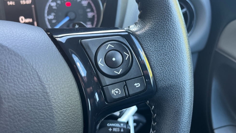 Used Toyota Yaris 2018 for sale - 76079452: Photo 21