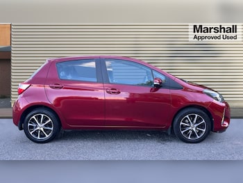 Used Toyota Yaris 2018 for sale - 76079452: Photo 2