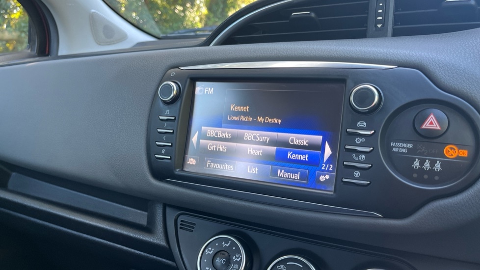 Used Toyota Yaris 2018 for sale - 76079452: Photo 31