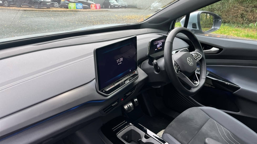 Used Volkswagen ID.4 2025 for sale - 76915066: Photo 2