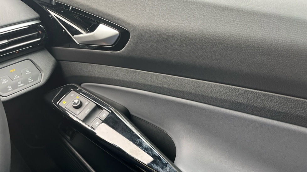 Used Volkswagen ID.4 2025 for sale - 76915066: Photo 37